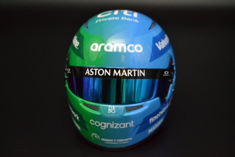 BELL Mini Helmet Helmet 1:2 - Fernando Alonso - Aston Martin Aramco F1 Team - Las Vegas GP 2025