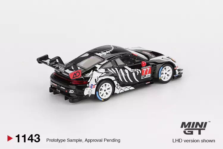 PRECOMMANDE - Mini GT MGT01143-L 1:64 - PORSCHE 911 (992) GT3 R N°77 GTD PRO AO Racing Petit Le Mans 2025 L. Heinrich - K. Bachler - M. Christensen