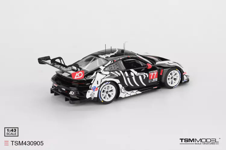 PRECOMMANDE - TSM Model TSM430905 1:43 - PORSCHE 911 (992) GT3 R N°77 GTD PRO AO Racing Petit Le Mans 2025 L. Heinrich - K. Bachler - M. Christensen