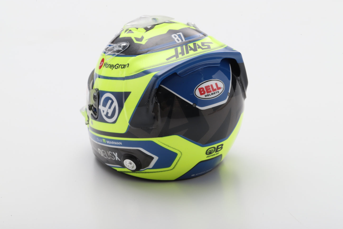 PRE-ORDER - Spark 5HF183 Oliver Bearman Helmet 1/5 - MoneyGram Haas F1 Team 2025