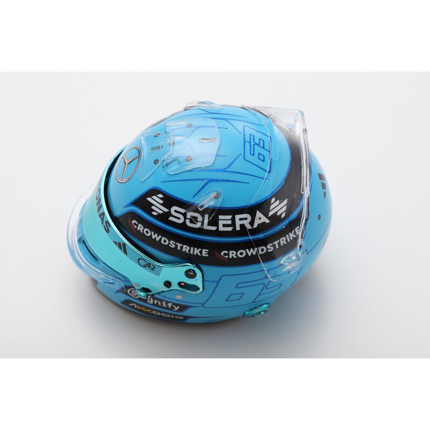 Spark 5HF185 Casque 1:5 - George Russell - Mercedes-AMG Petronas F1 Team 2025
