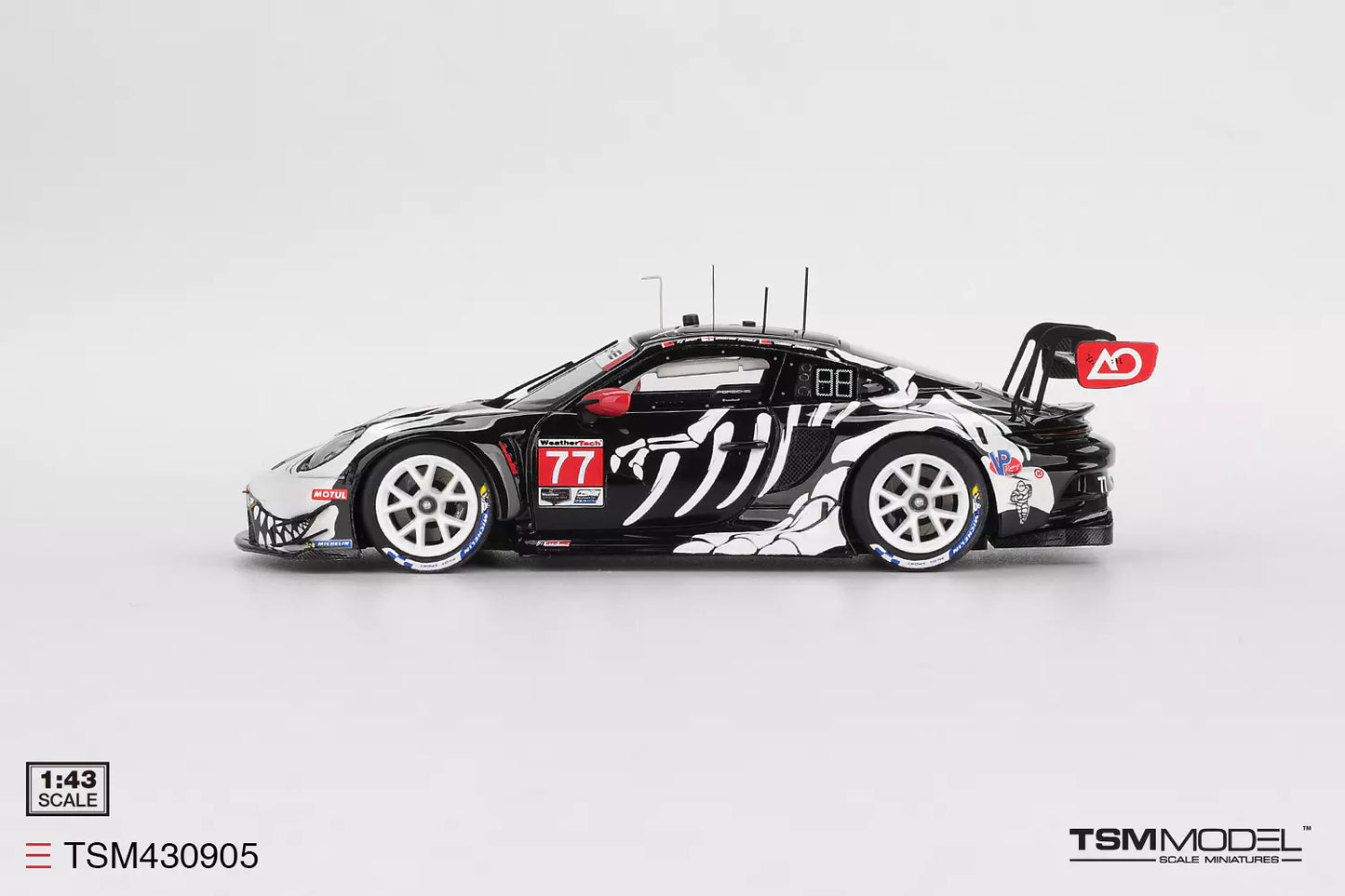 PRECOMMANDE - TSM Model TSM430905 1:43 - PORSCHE 911 (992) GT3 R N°77 GTD PRO AO Racing Petit Le Mans 2025 L. Heinrich - K. Bachler - M. Christensen