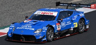 PRECOMMANDE - Spark 64SGT25012 1/64 - NISSAN Z N°12 TRS IMPULwith SDG TEAM IMPUL GT500 SUPER GT 2025 K. Hiramine - B. Baguette