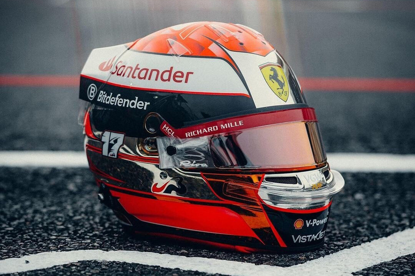 PRECOMMANDE - Looksmart LSHEL025 Casque 1:5 - Charles Leclerc – Scuderia Ferrari HP Japan GP 2024 (Tribute to Jules Bianchi)