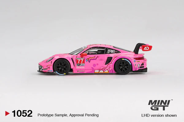 PRECOMMANDE - Mini-GT MGT01052-L 1:64 - PORSCHE 911 (992) GT3 R N°77 AO Racing Road America 2024 L. Heinrich - J. Andlauer