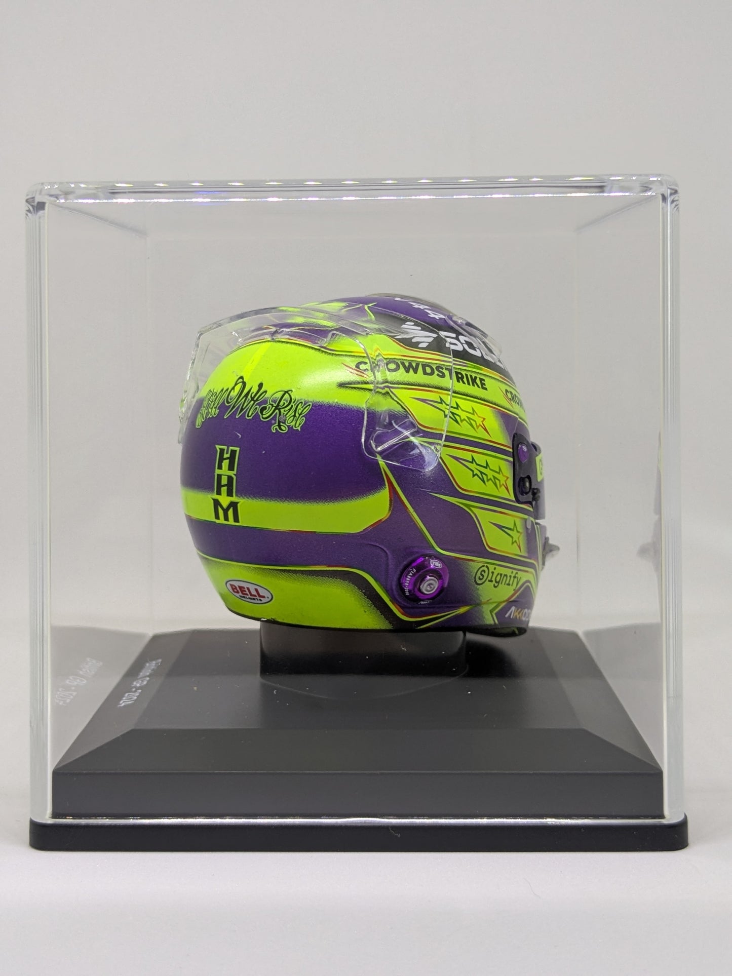 Spark 5HF145 Casque 1:5 - Lewis Hamilton - Mercedes-AMG Petronas F1 Team - British GP 2024