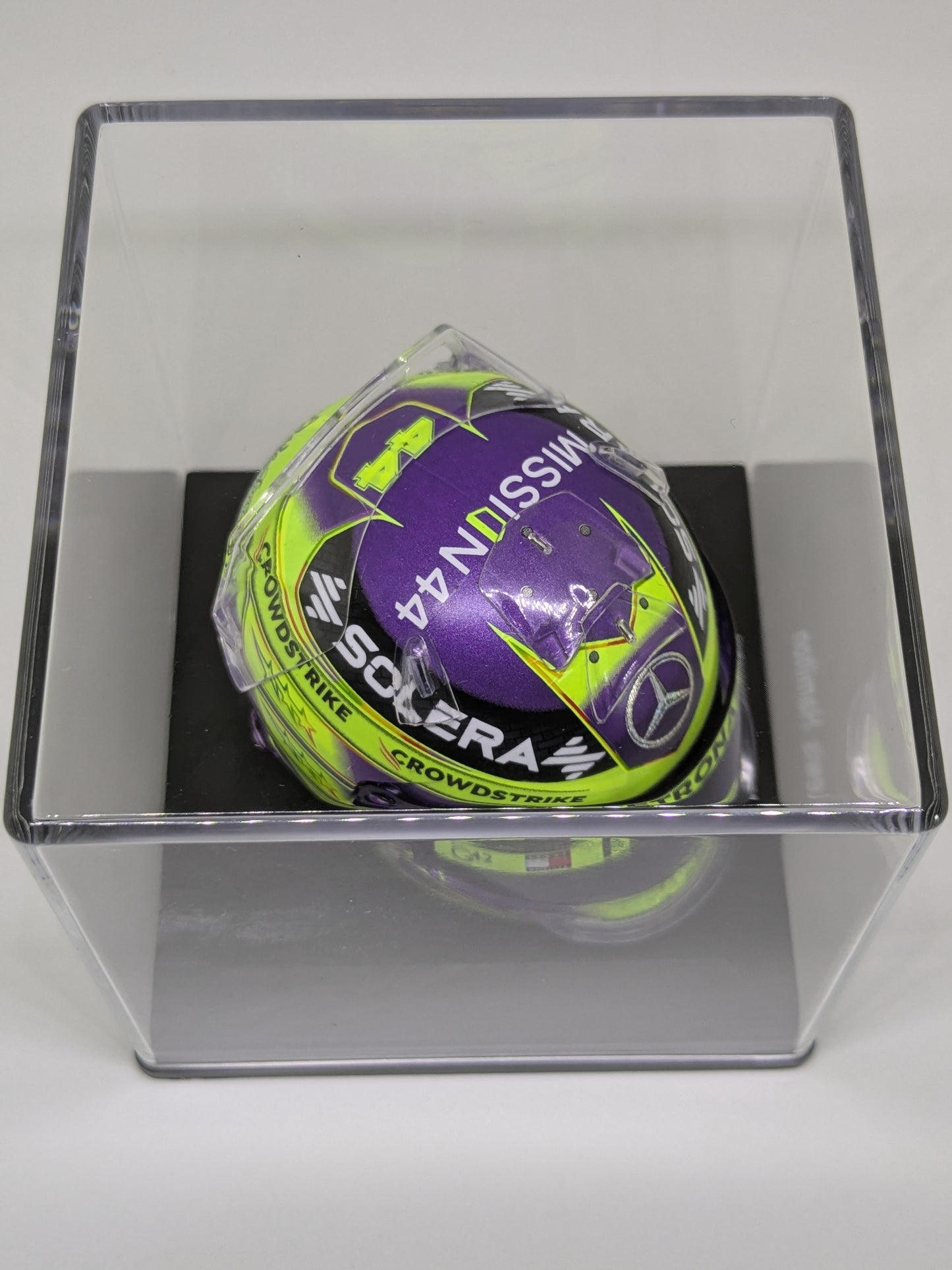 Spark 5HF145 Casque 1:5 - Lewis Hamilton - Mercedes-AMG Petronas F1 Team - British GP 2024