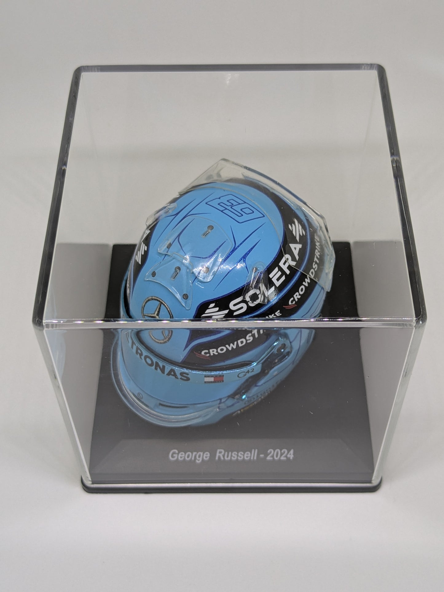 Spark 5HF146 Casque 1:5 - George Russell - Mercedes-AMG F1 Team 2024