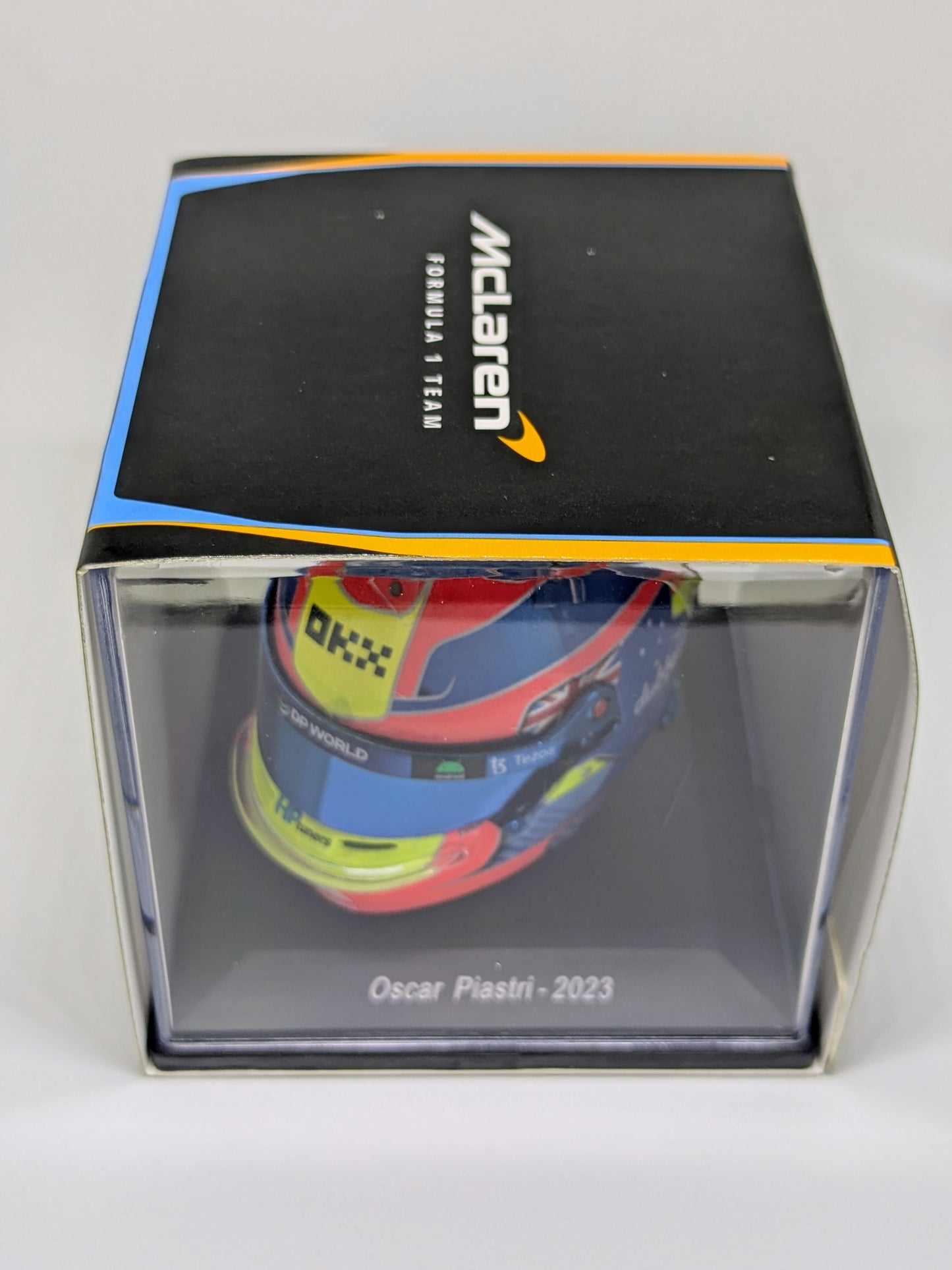 Spark 5HF092 Casque Oscar Piastri 1/5 - McLaren 2023