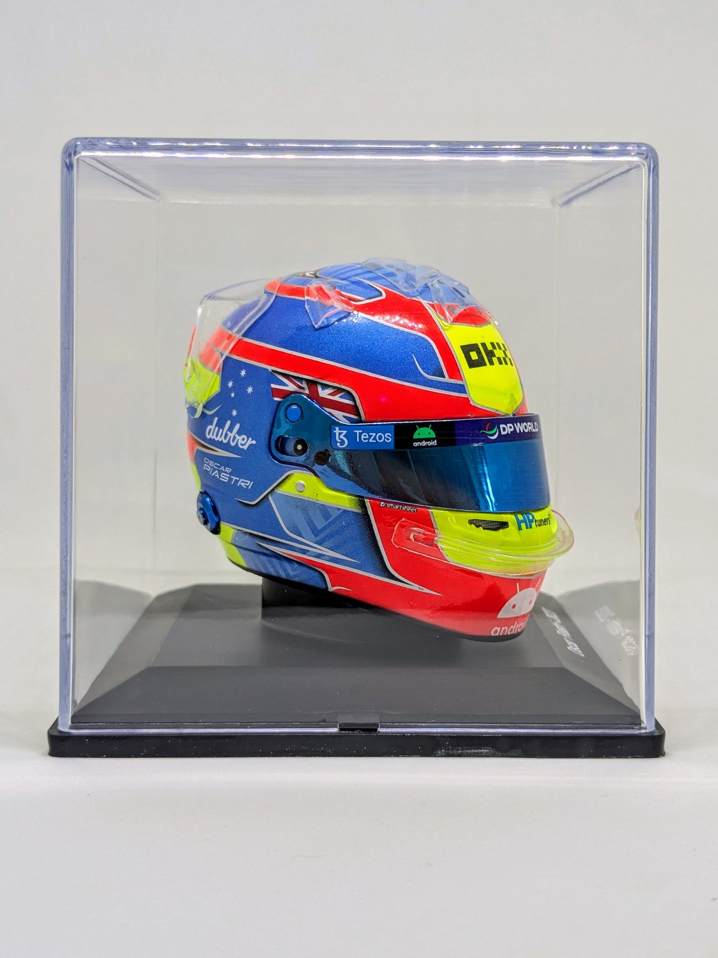 Spark 5HF092 Casque Oscar Piastri 1/5 - McLaren 2023