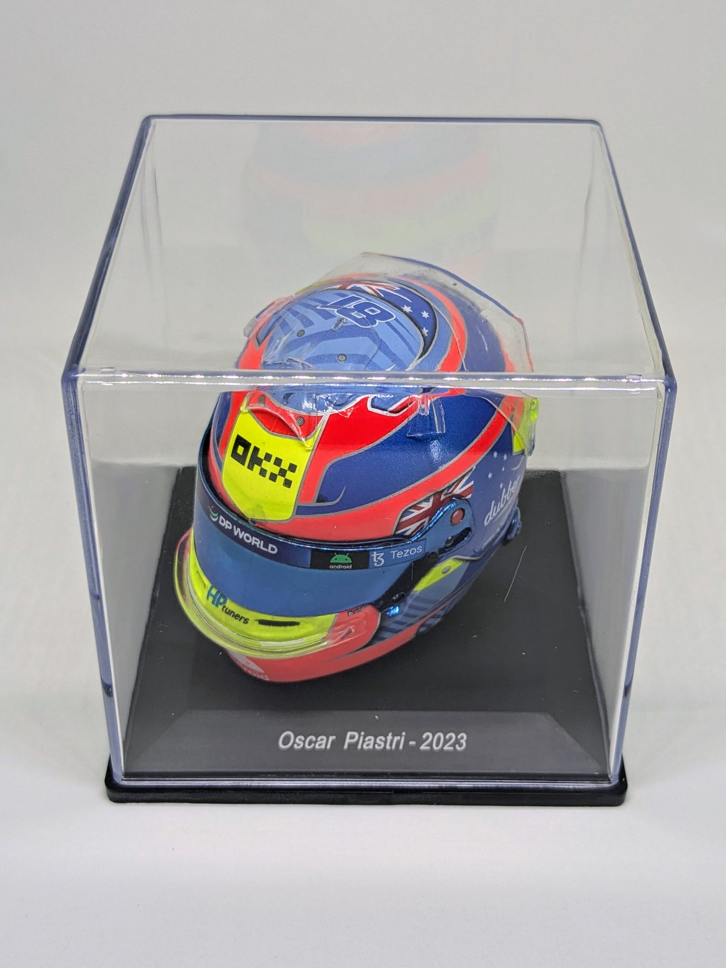 Spark 5HF092 Casque Oscar Piastri 1/5 - McLaren 2023
