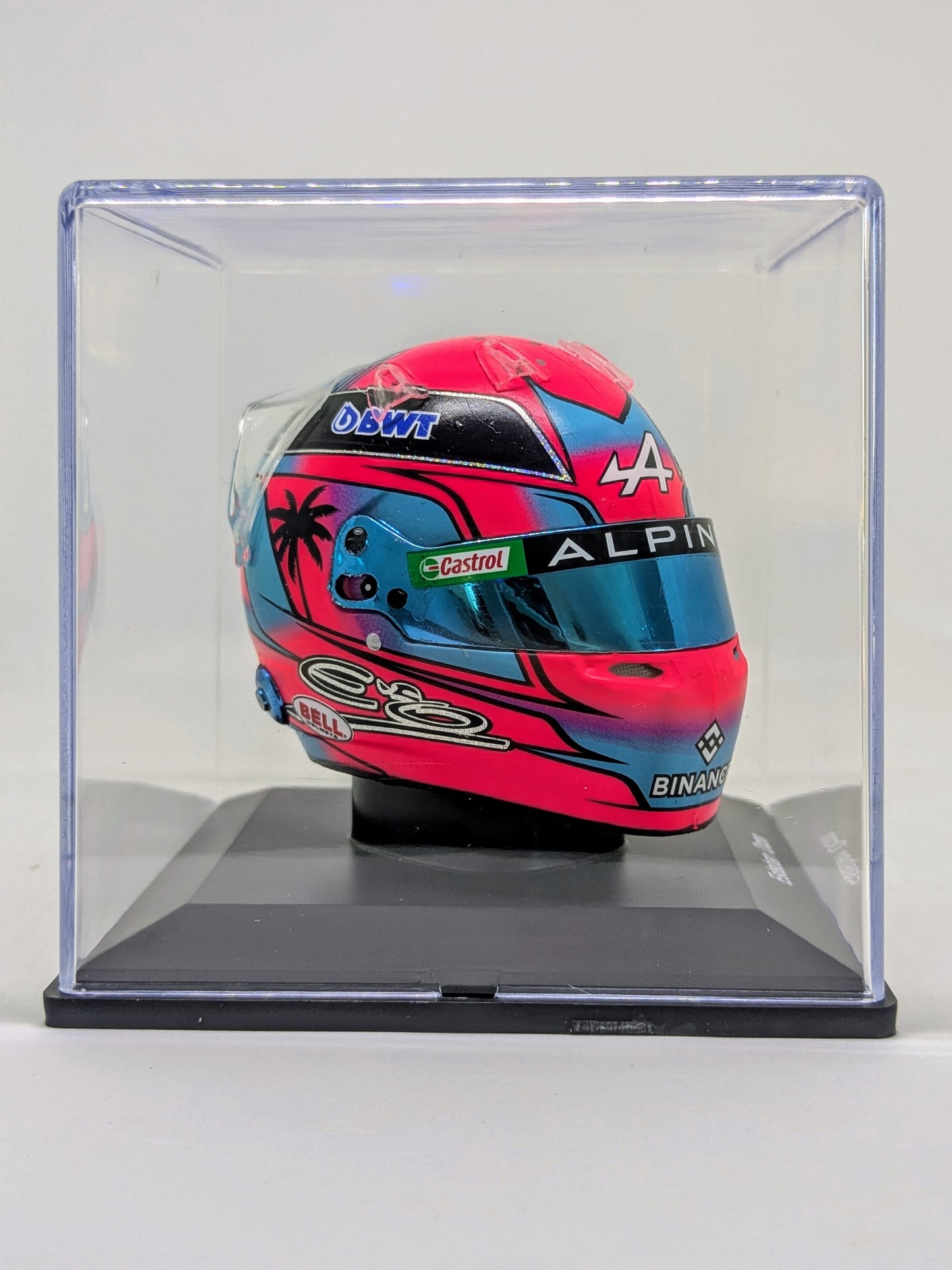 Spark 5HF103 Casque 1:5 - Esteban Ocon - BWT Alpine - Miami GP 2023
