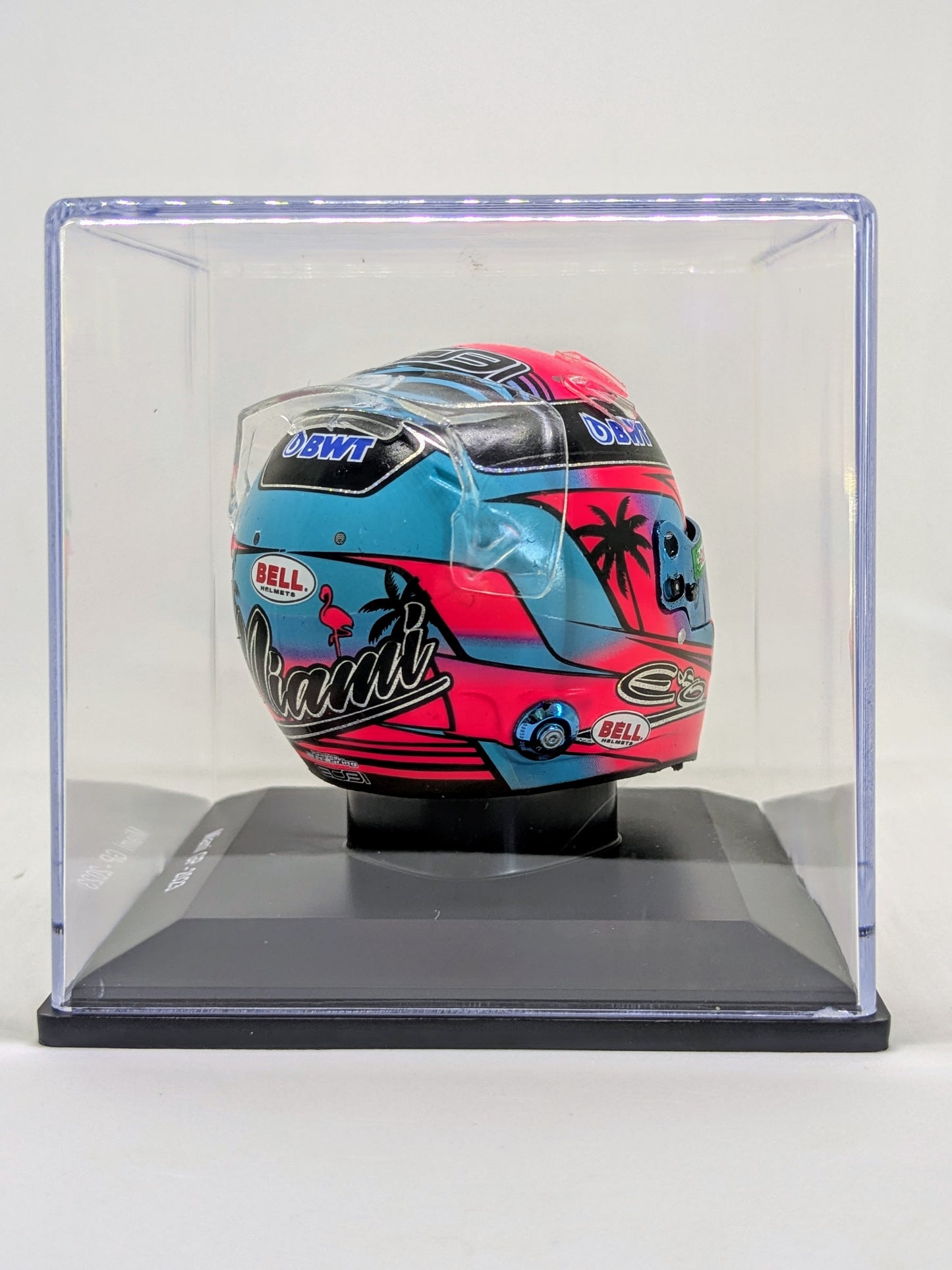 Spark 5HF103 Casque 1:5 - Esteban Ocon - BWT Alpine - Miami GP 2023