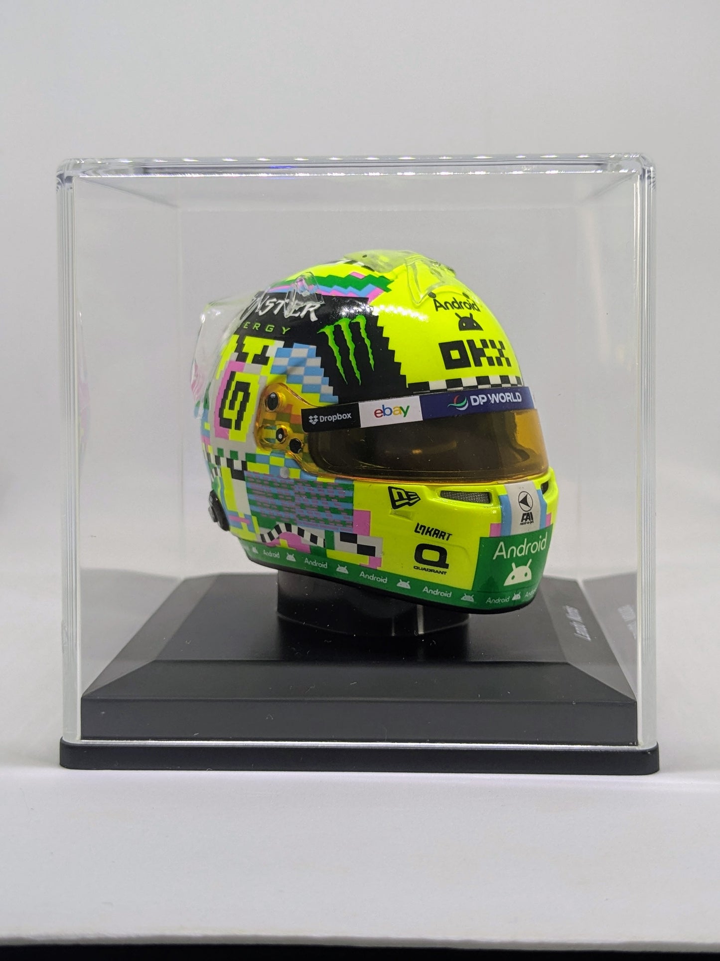 Spark 5HF162 Helmet 1:5 - Lando Norris - McLaren Formula 1 Team - British GP 2024