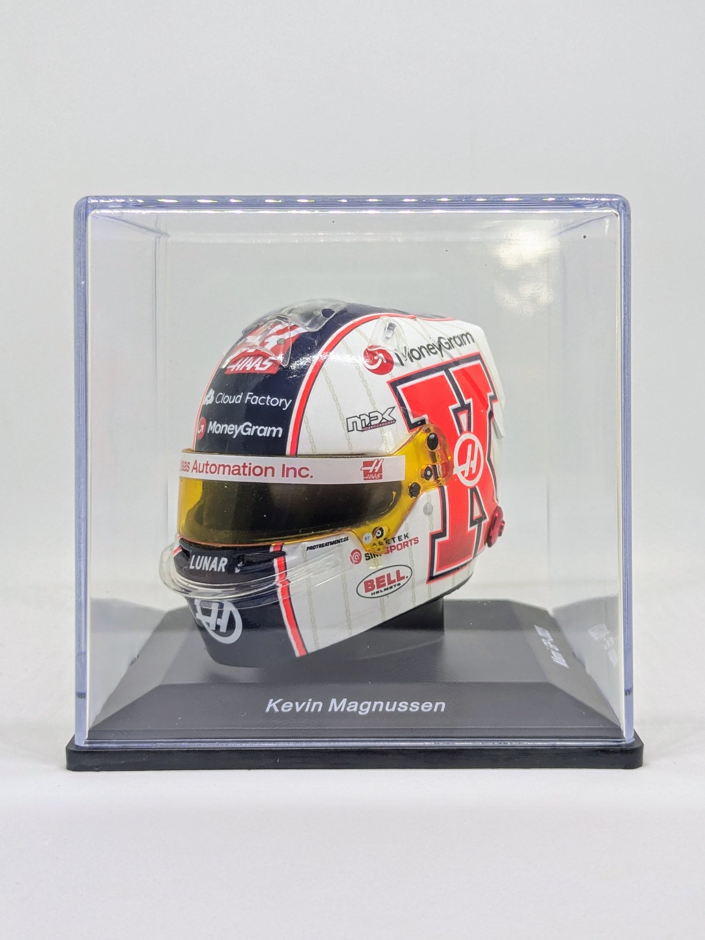 Spark 5HF099 Casque 1:5 - Kevin Magnussen - Haas MoneyGram F1 Team - Miami GP 2023