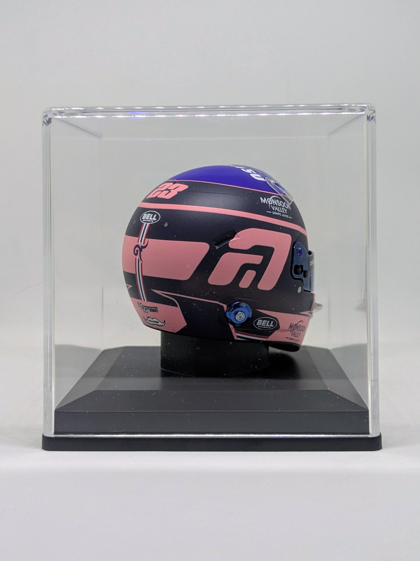 Spark 5HF142 Casque 1:5 - Alexander Albon - Williams Racing 2024