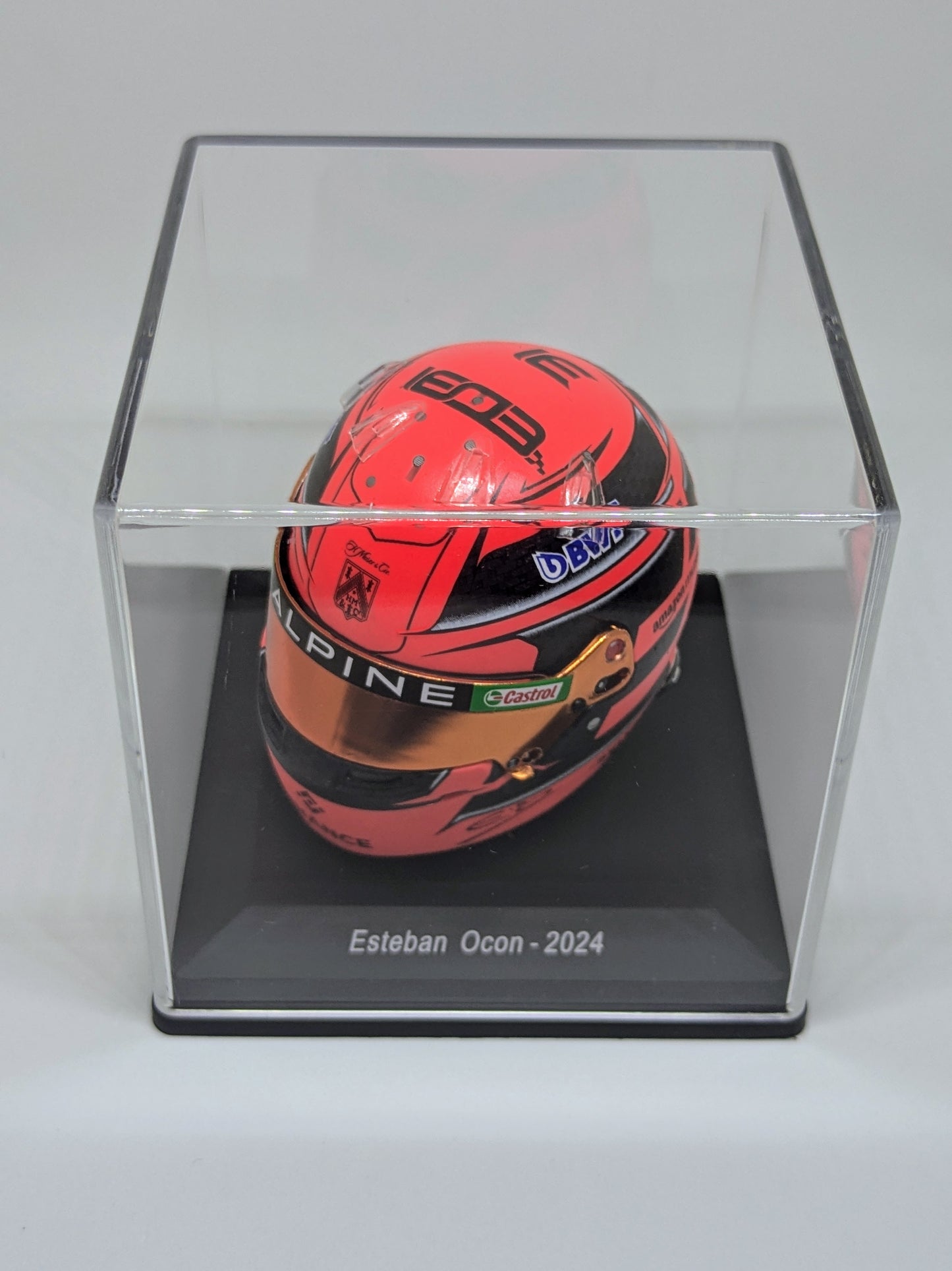 Spark 5HF138 Casque 1:5 - Esteban Ocon - BWT Alpine F1 Team 2024