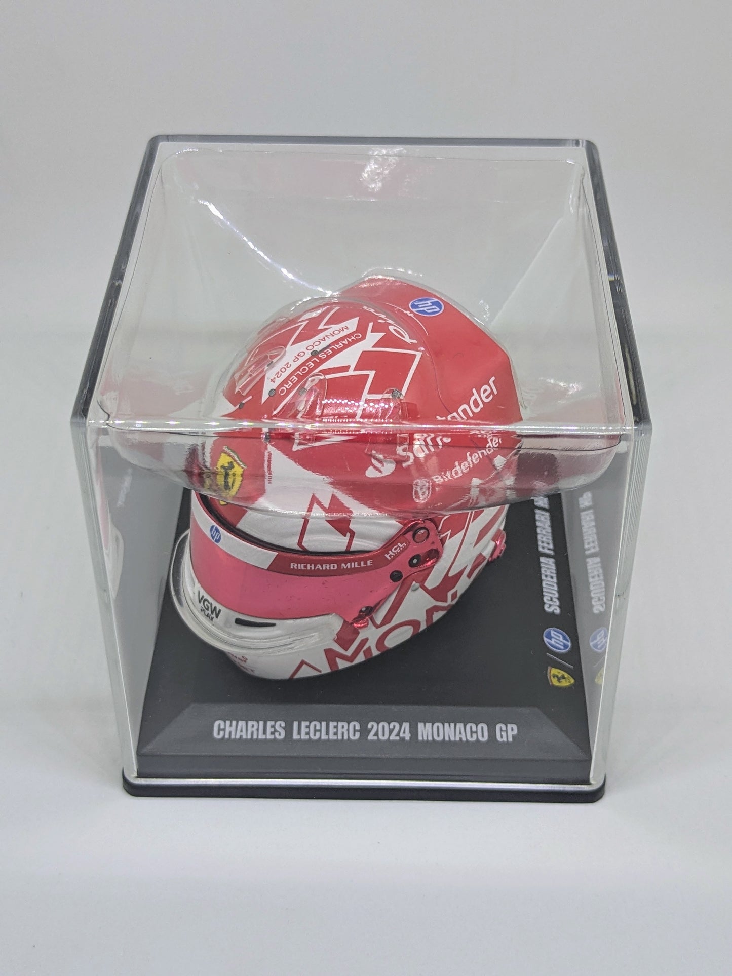Looksmart LSHEL001 Casque 1:5 - Charles Leclerc - Scuderia Ferrari HP - Winner Monaco GP 2024