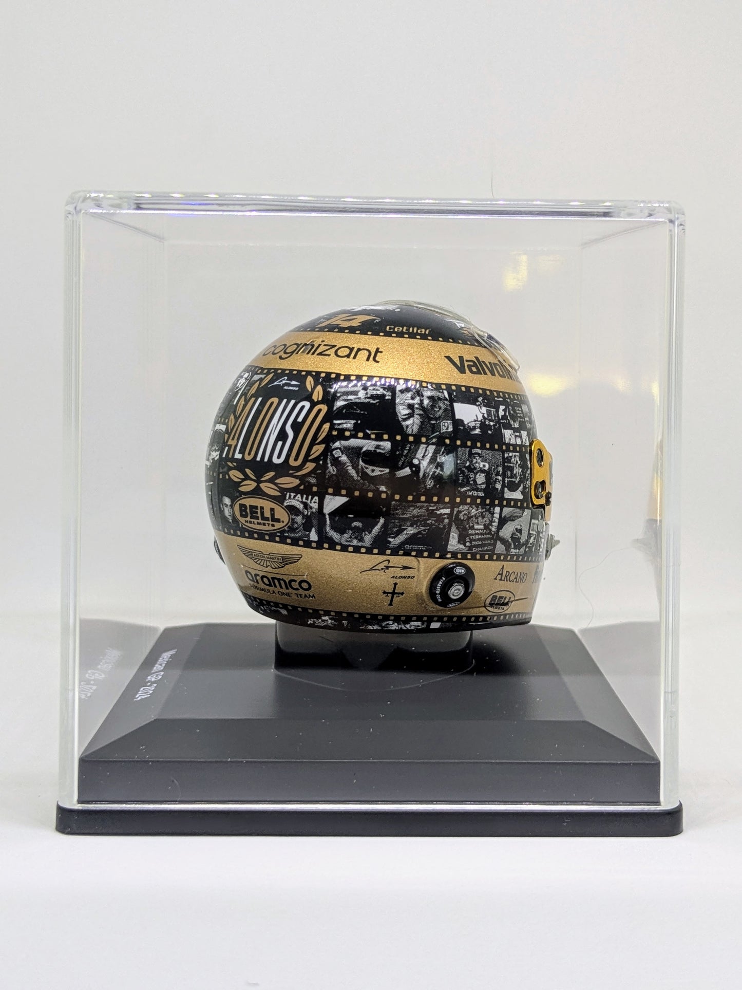 Spark 5HF176 Casque 1:5 - Fernando Alonso - Aston Martin Aramco F1 Team - Mexican GP 2024