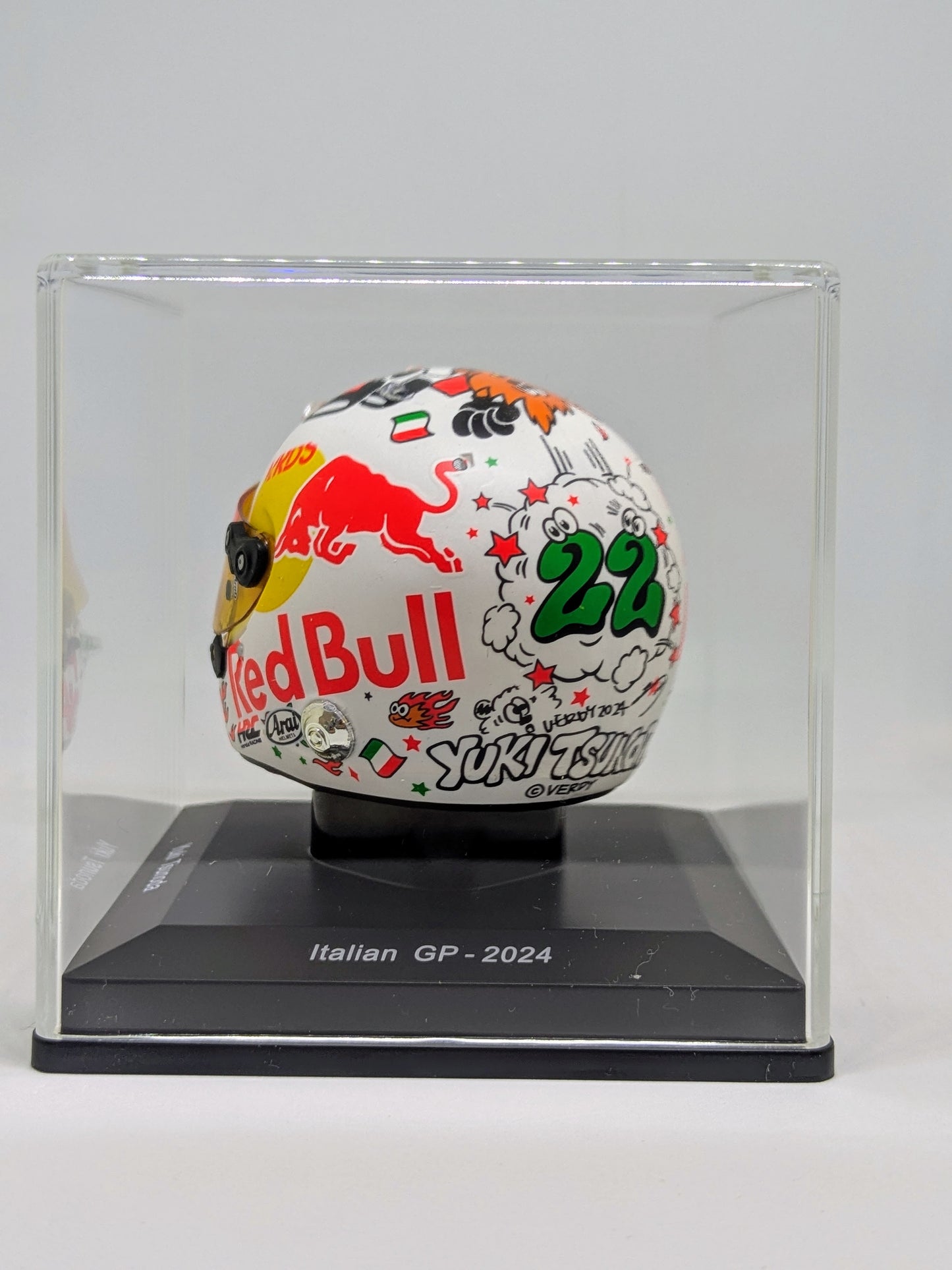 Spark 5HF169 Casque 1:5 - Yuki Tsunoda - Visa Cash App RB Formula One Team - Italian GP 2024
