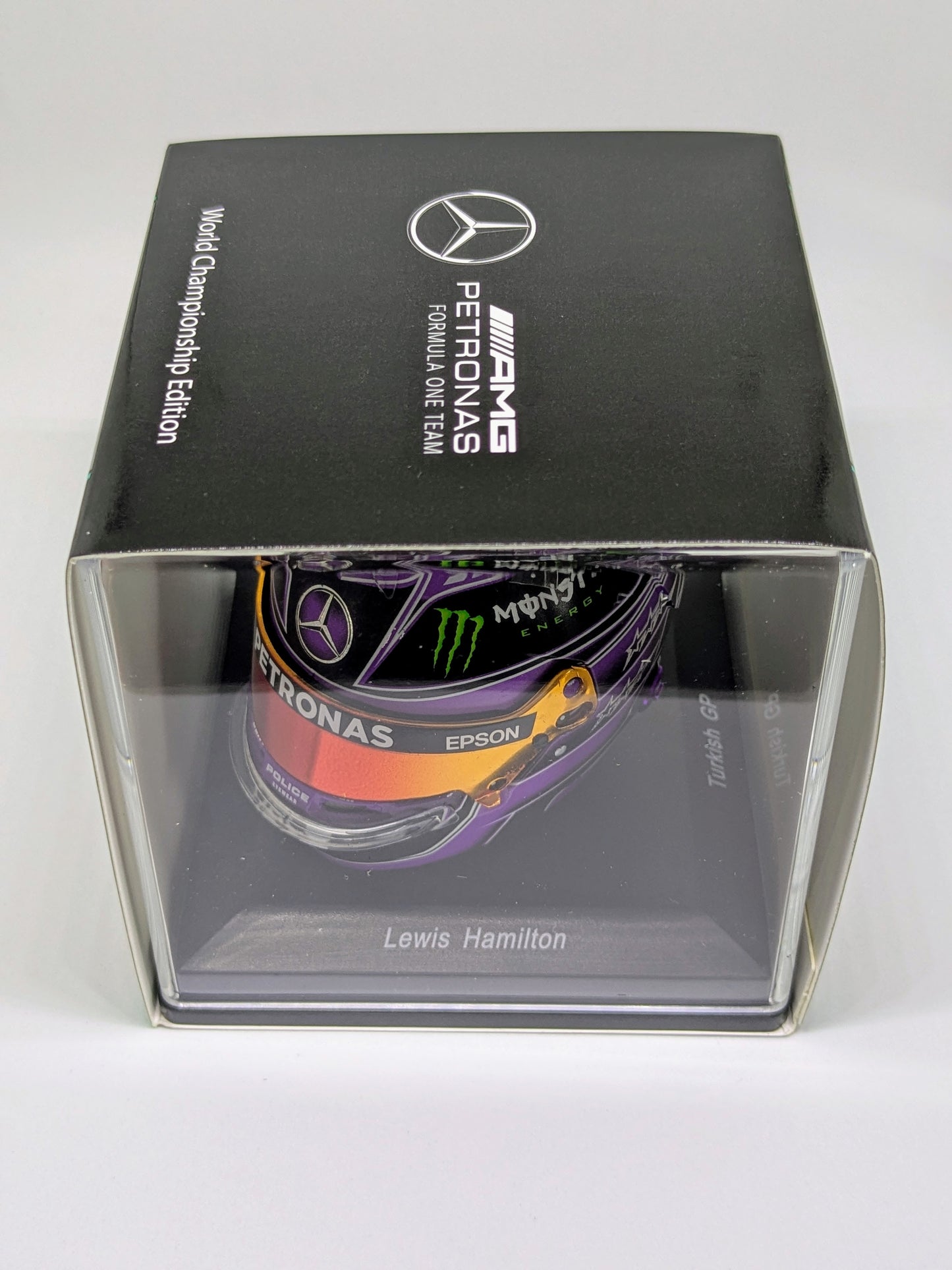 Spark 5HF053 Helmet 1:5 - Lewis Hamilton - Turkish GP - World Champion 2020