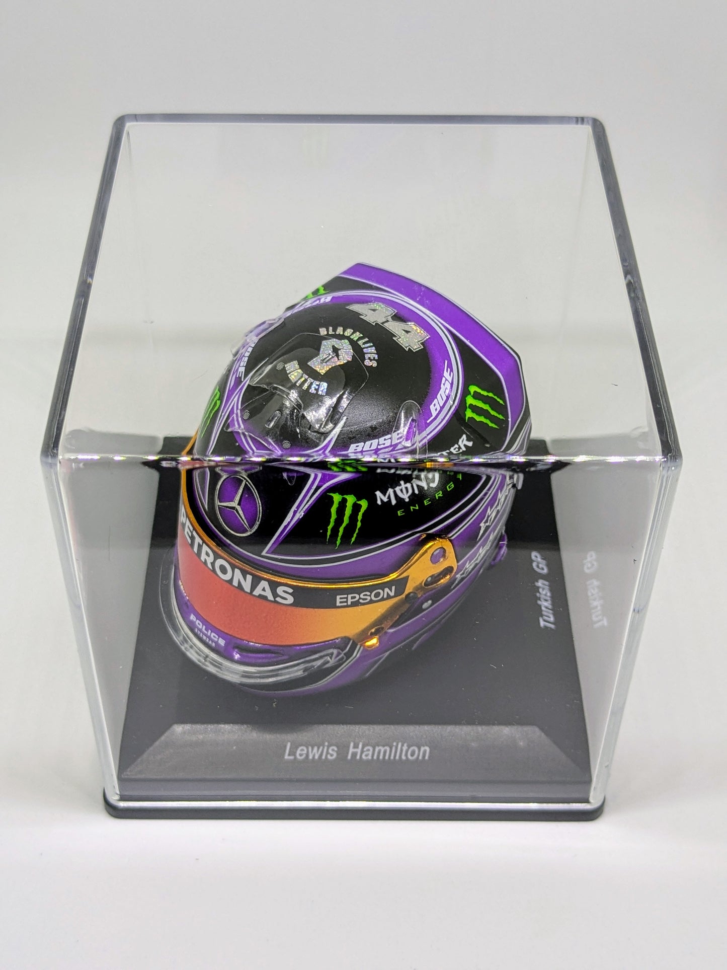 Spark 5HF053 Helmet 1:5 - Lewis Hamilton - Turkish GP - World Champion 2020