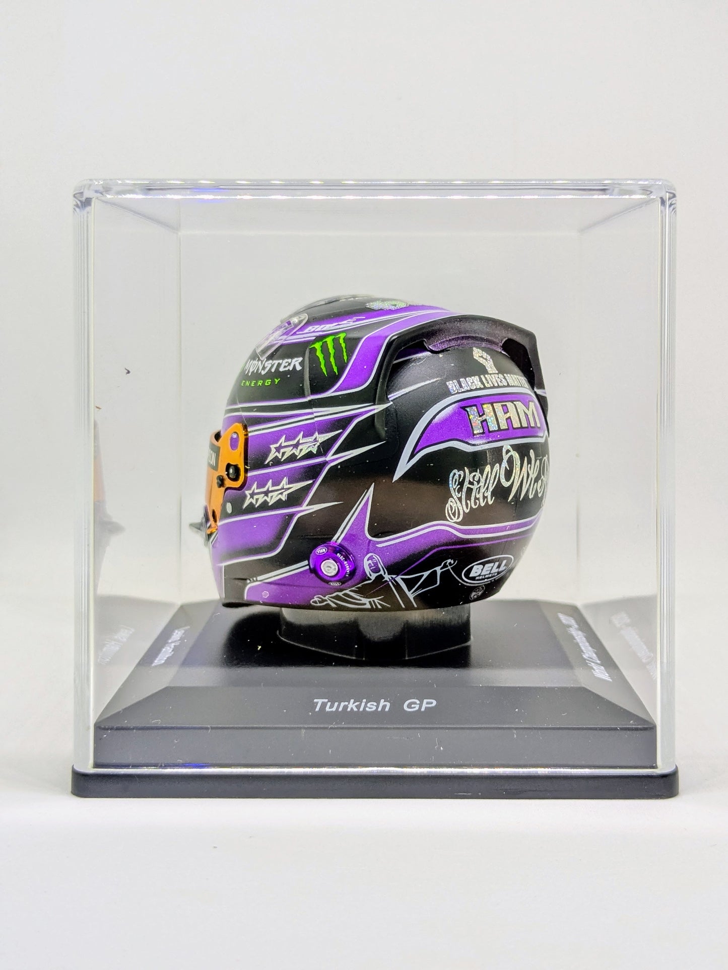 Spark 5HF053 Helmet 1:5 - Lewis Hamilton - Turkish GP - World Champion 2020