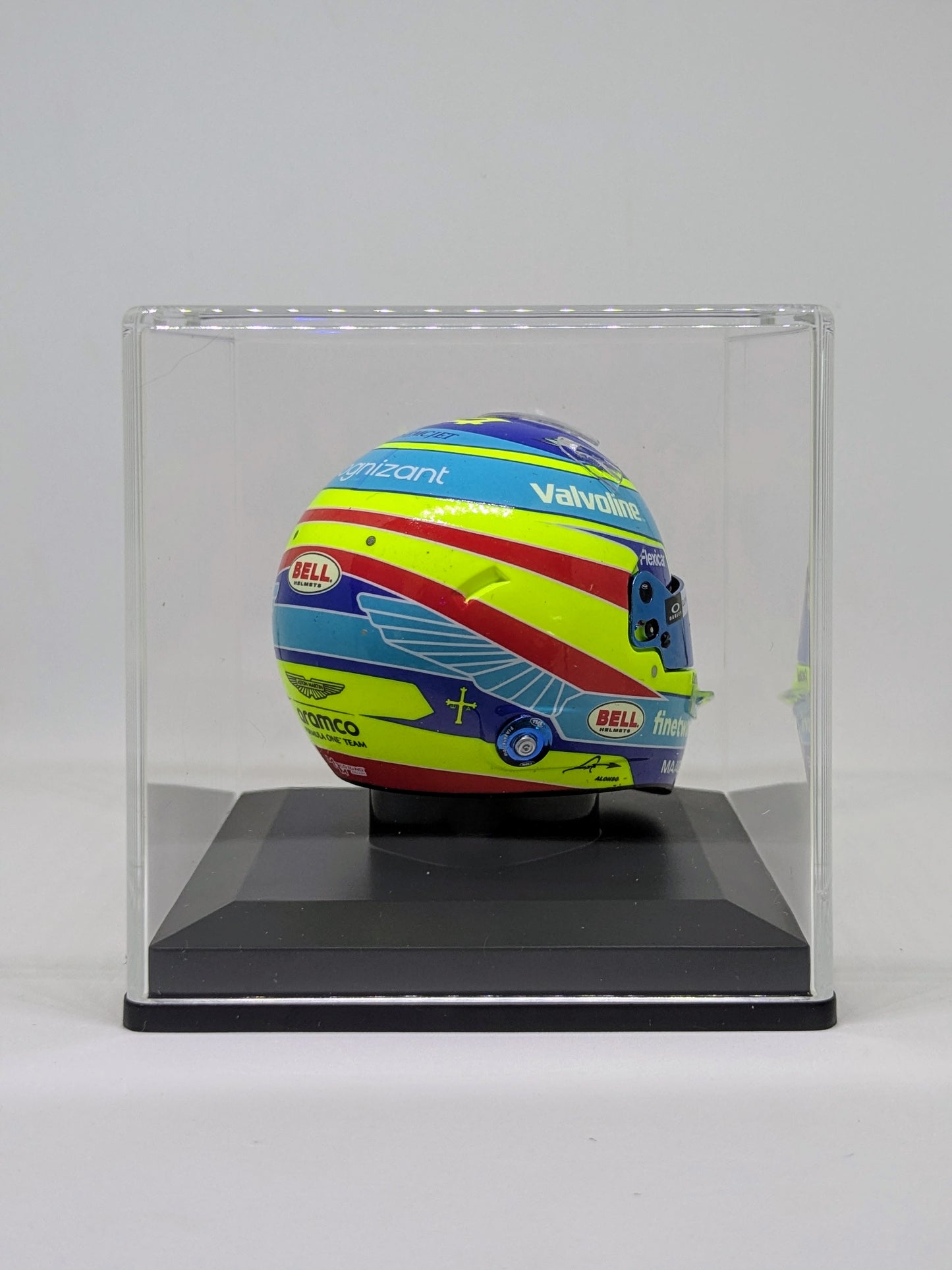 Spark 5HF192 Casque 1:5 - Fernando Alonso - Aston Martin Aramco Formula One Team 2025