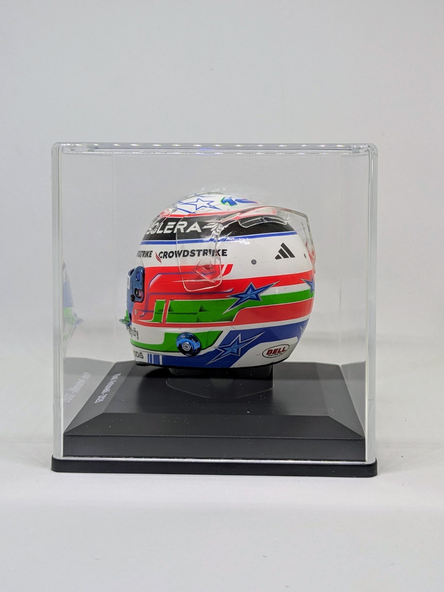 Spark 5HF186 Helmet 1:5 - Kimi Antonelli - Mercedes-AMG Petronas F1 Team 2025