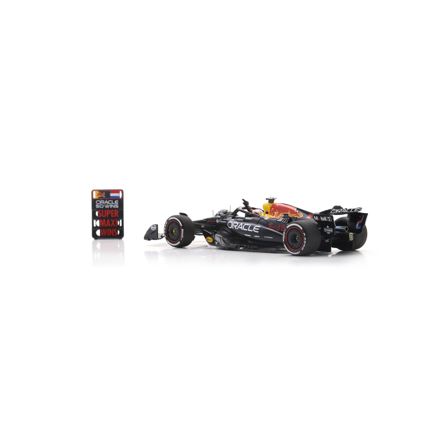 Spark S9636 1:43 - RED BULL Racing RB21 No. 1 Oracle Red Bull Racing Winner Italy GP 2025 Max Verstappen - Oracle 50 Wins (with pit board)