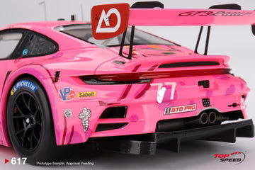 Top Speed TS0617 1:18 - PORSCHE 911 (992) GT3 R N°77 AO Racing Road America 2024 L. Heinrich - J. Andlauer