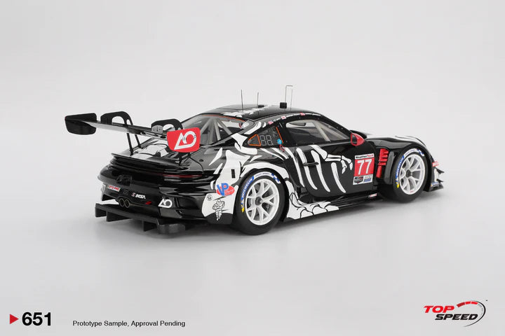 PRECOMMANDE - Top Speed TS0651 1:18 - PORSCHE 911 (992) GT3 R N°77 GTD PRO AO Racing Petit Le Mans 2025 L. Heinrich - K. Bachler - M. Christensen