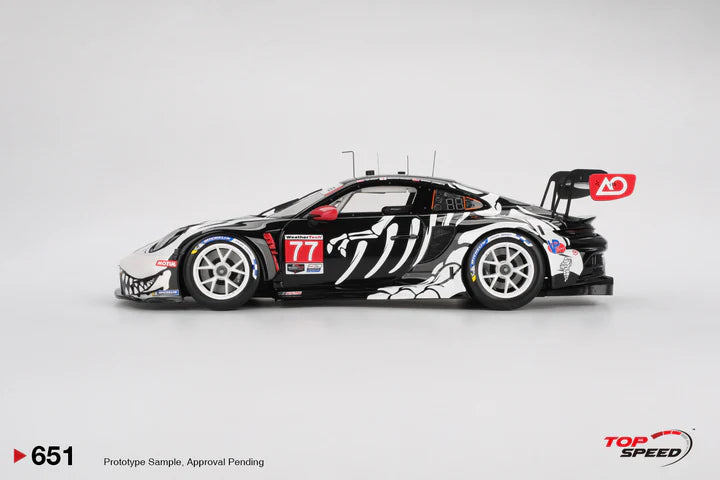 PRECOMMANDE - Top Speed TS0651 1:18 - PORSCHE 911 (992) GT3 R N°77 GTD PRO AO Racing Petit Le Mans 2025 L. Heinrich - K. Bachler - M. Christensen
