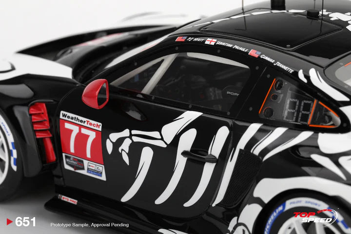PRECOMMANDE - Top Speed TS0651 1:18 - PORSCHE 911 (992) GT3 R N°77 GTD PRO AO Racing Petit Le Mans 2025 L. Heinrich - K. Bachler - M. Christensen