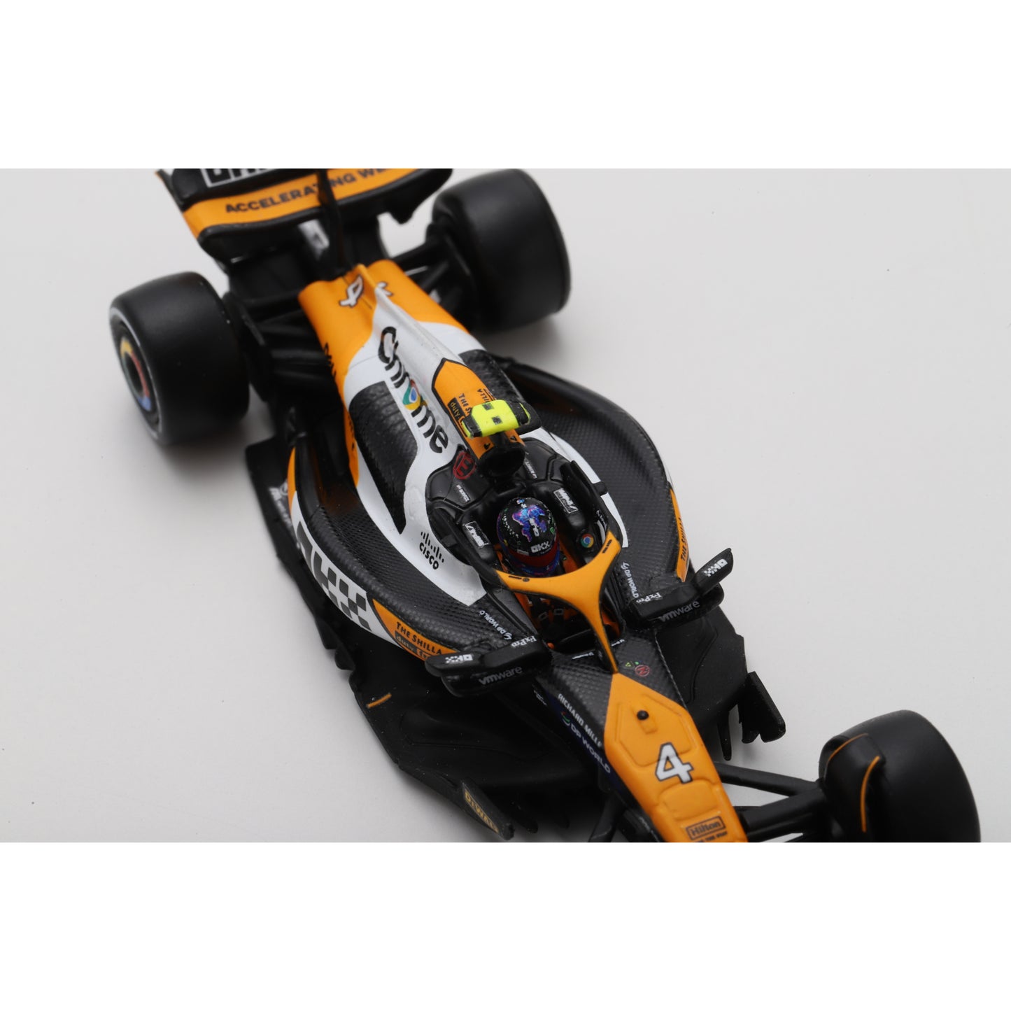 Spark Y409 1:64 - McLaren MCL38 McLaren No.4 Winner Singapore GP 2024 Lando Norris