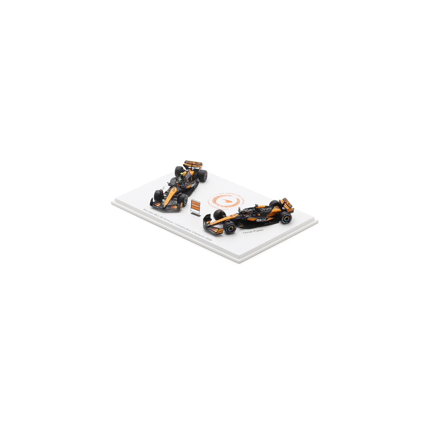 Spark Y418 1:64 - McLaren MCL38 No.4 & No.81 Formula 1 Constructors' Champion 2024 Lando Norris & Oscar Piastri (with pit board)