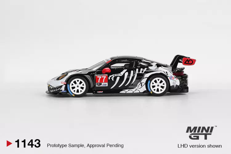 PRECOMMANDE - Mini GT MGT01143-L 1:64 - PORSCHE 911 (992) GT3 R N°77 GTD PRO AO Racing Petit Le Mans 2025 L. Heinrich - K. Bachler - M. Christensen