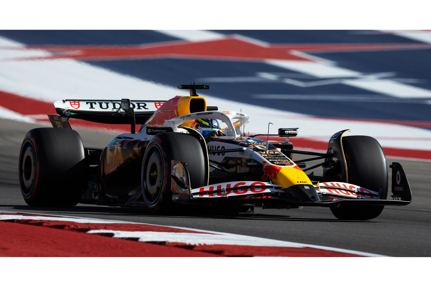 PRE-ORDER - Spark 18S1114 1:18 - Racing Bulls VCARB 02 No.6 Visa Cash App Racing Bulls Formula One Team US GP 2025 Isack Hadjar