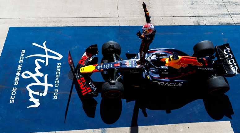PRE-ORDER - Spark S9666 1:43 - RED BULL Racing RB21 N°1 Oracle Red