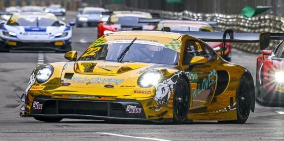 PRECOMMANDE - Spark 18SA037 1:18 - Porsche 911 GT3 R (992) No.22 SCHUMACHER CLRT 3rd Macau GT Cup - FIA GT World Cup 2025 Laurin HEINRICH Limited (300ex.)