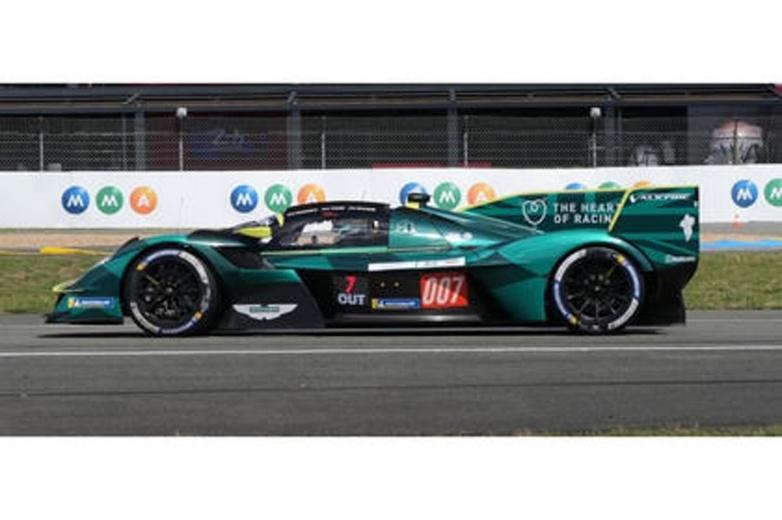 PRECOMMANDE - Spark 64S162 1:64 - ASTON MARTIN Valkyrie N°007 Aston Martin Thor Team 8th 24H Le Mans 2026 H. Tincknell – T. Gamble – R. Gunn