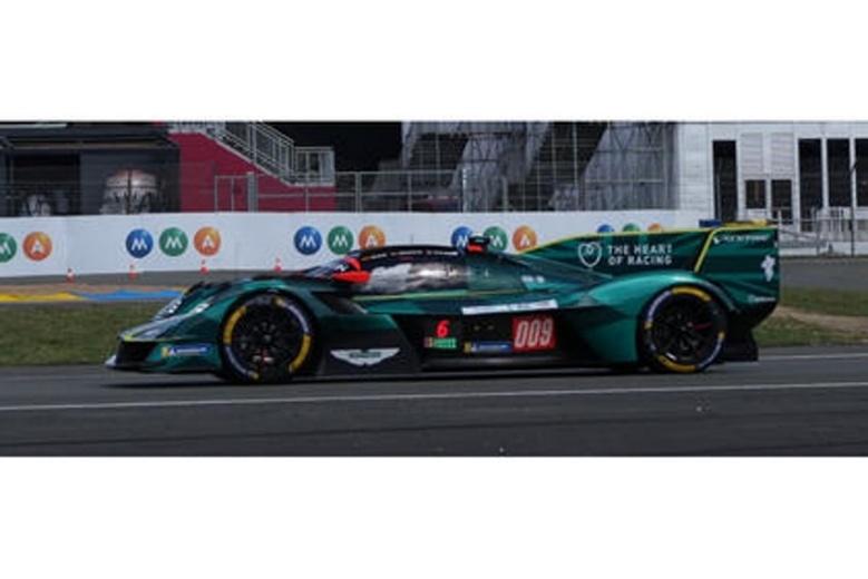 PRECOMMANDE - Spark 64S163 1:64 - ASTON MARTIN Valkyrie N°009 Aston Martin Thor Team 24H Le Mans 2026 A. Riberas â M. SĂžrensen â R. De Angelis