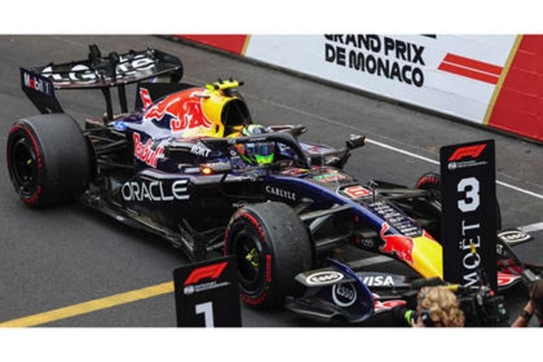 PRECOMMANDE - Spark S9341 1:43 - RED BULL Racing RB22 N°6 Oracle Red Bull Racing 4th Monaco GP 2026 Isack Hadjar - with number board