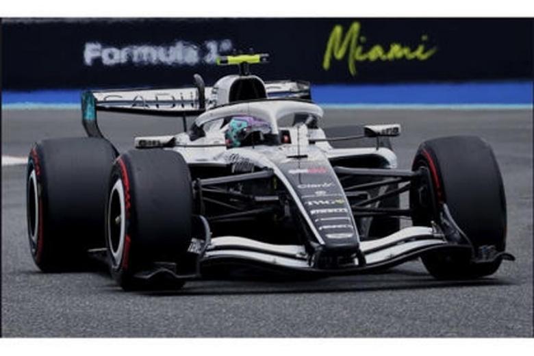 PRECOMMANDE - Spark S9406 1:43 - CADILLAC MAC-26 N°77 Cadillac F1 Team Miami GP 2026 Valtteri Bottas