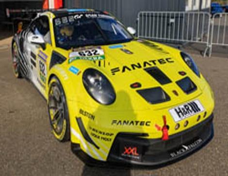 PRECOMMANDE - Spark SG1093 1:43 - PORSCHE 911 GT3 Cup (992.1) N°632 Black Falcon Team Fanatec 24H NĂŒrburgring 2026 J. Broadbent - S. Brown - M. Charoudin - M. Metzger (Limited 300ex.)