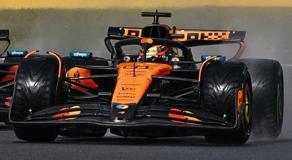PRE-ORDER - Spark 18S1112 1:18 - McLaren MCL39 No.81 McLaren Formula 1 Team Winner Belgian GP 2025 Oscar Piastri