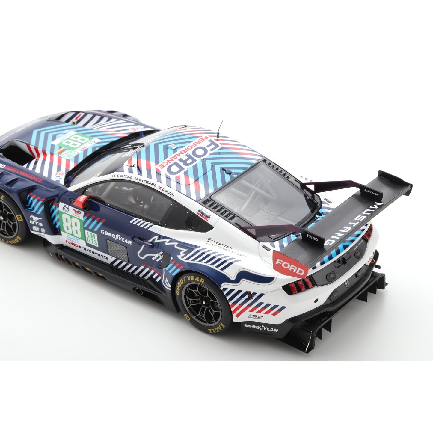 Spark 18S1053 1:18 - Ford Mustang LMGT3 No.88 PROTON COMPETITION Le Mans 24H 2025 S. Gattuso - G. Levorato - D. Olsen