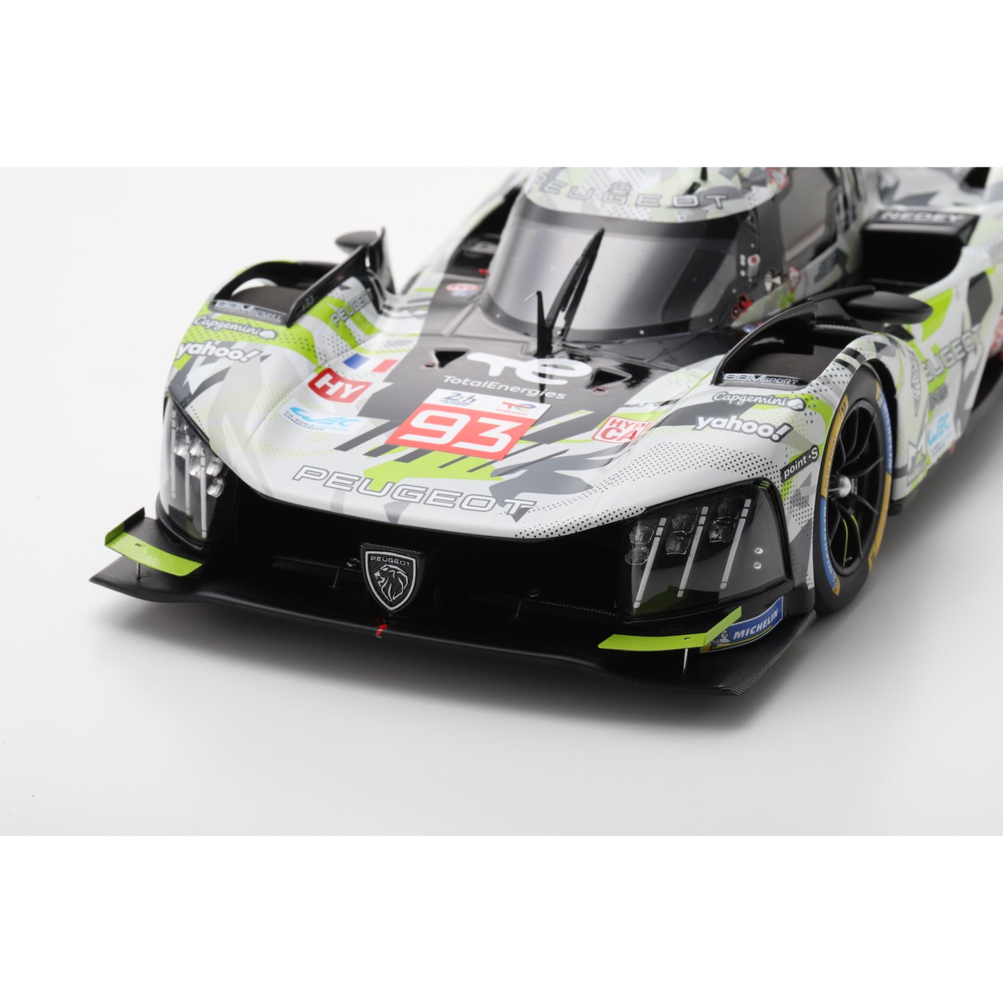 Spark 18S1063 1:18 - Peugeot 9X8 No.93 PEUGEOT TOTALENERGIES Le Mans 24H 2025 P. Di Resta - M. Jensen - J. Vergne