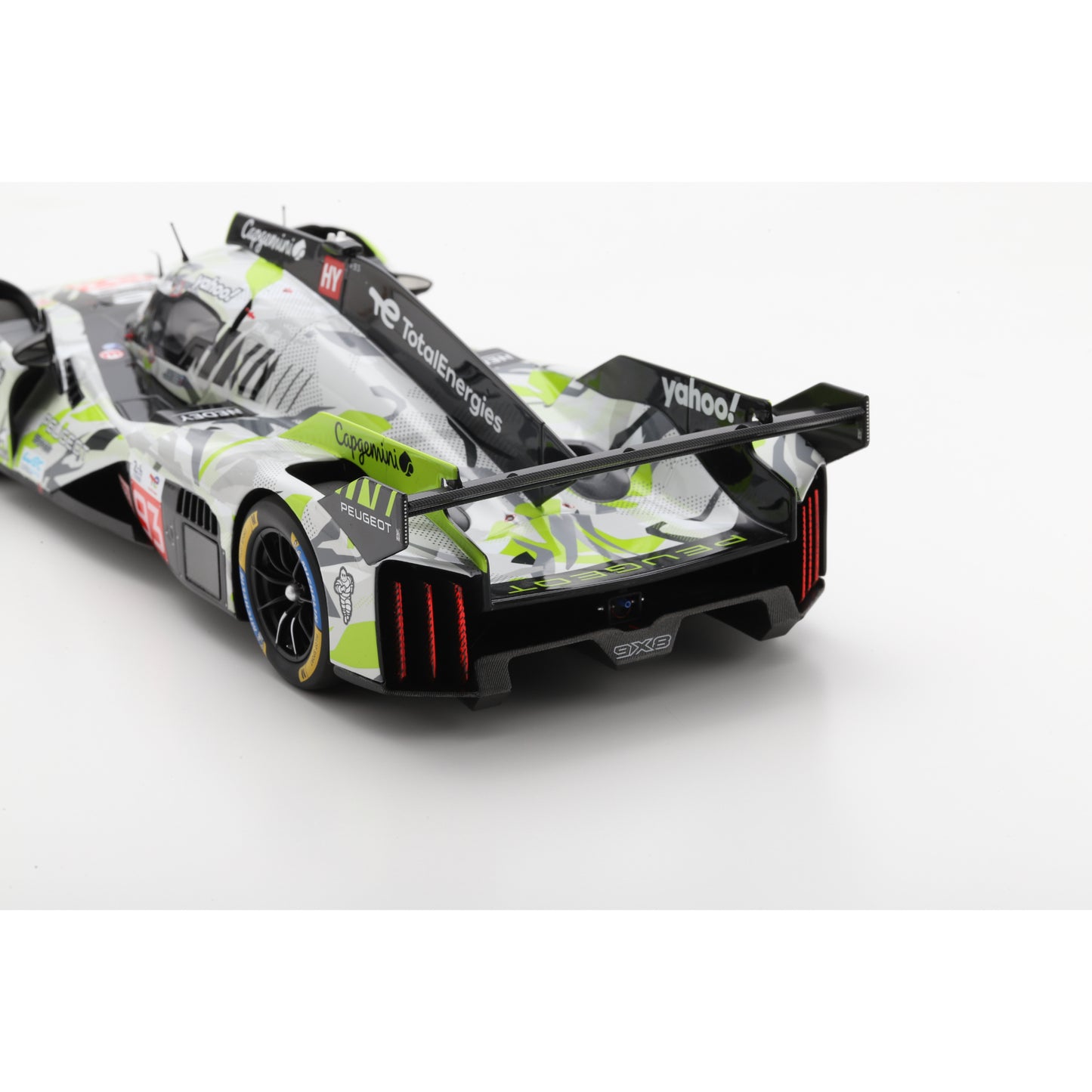 Spark 18S1063 1:18 - Peugeot 9X8 No.93 PEUGEOT TOTALENERGIES Le Mans 24H 2025 P. Di Resta - M. Jensen - J. Vergne