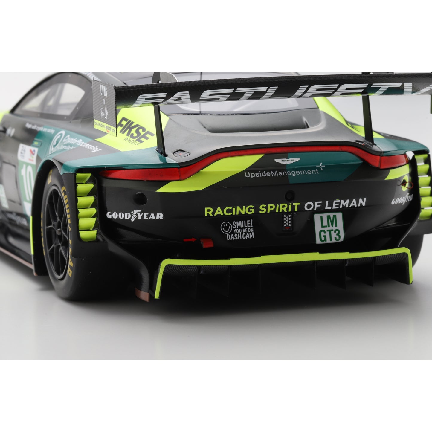 Spark 18S1070 1:18 - Aston Martin Vantage AMR LMGT3 No.10 RACING SPIRIT OF LEMAN Le Mans 24H 2025 D. Deboer - V. Hasse Clot - E. Barrichello